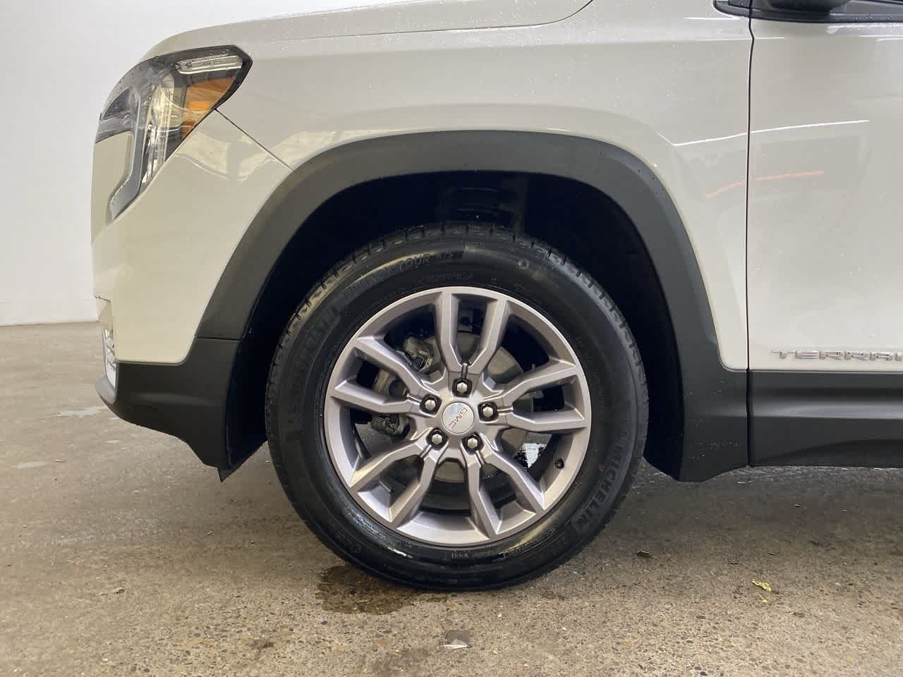 Thumbnail: 2023 GMC Terrain - 11