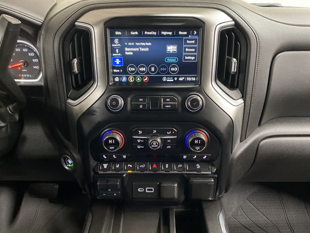 Thumbnail: 2021 Chevrolet Silverado 3500 - 24