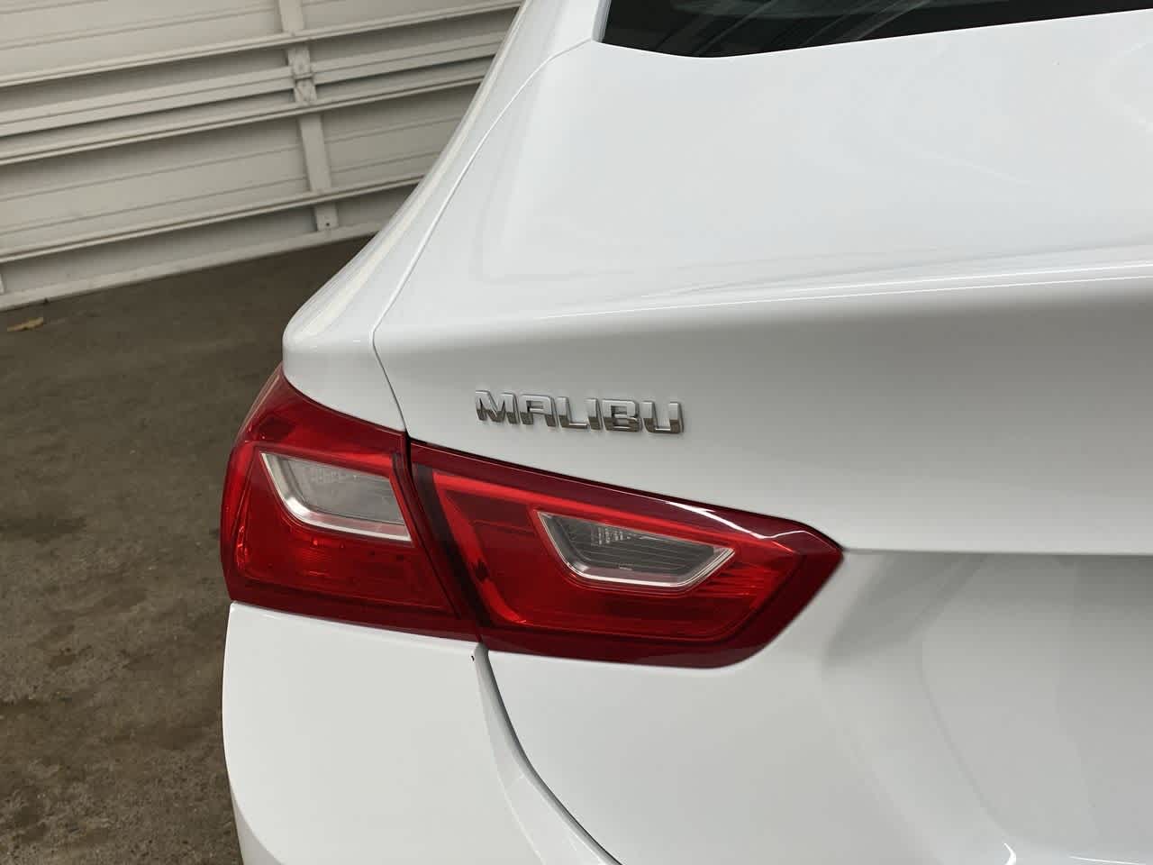 Thumbnail: 2023 Chevrolet Malibu - 10