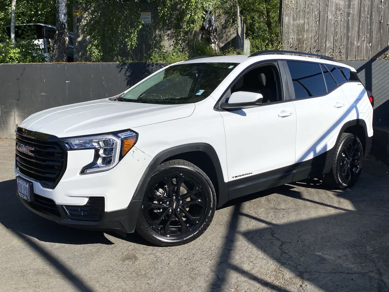 Thumbnail: 2022 GMC Terrain - 1