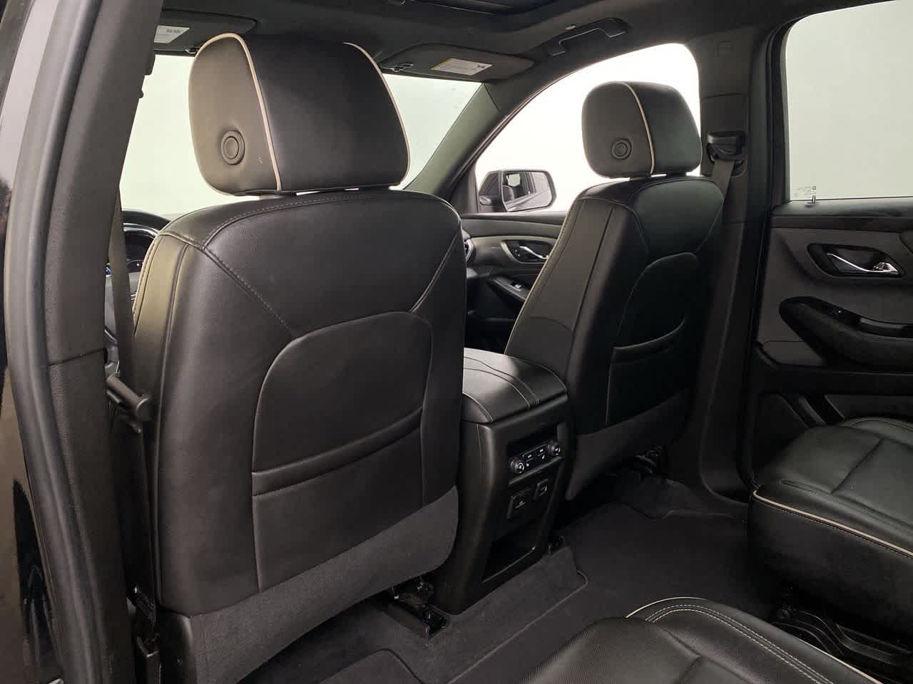 Thumbnail: 2024 Chevrolet Traverse - 15