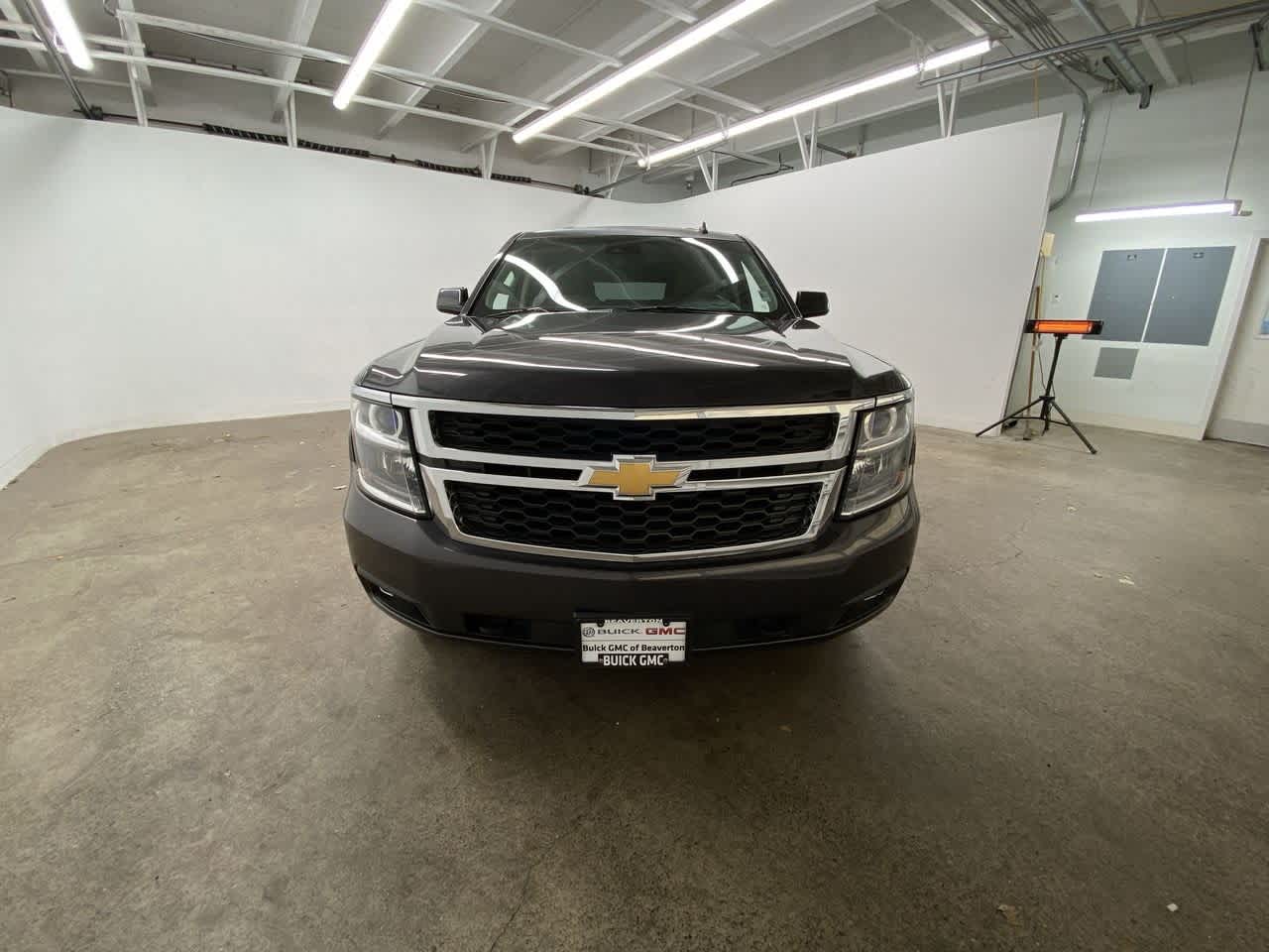 Thumbnail: 2015 Chevrolet Suburban - 9