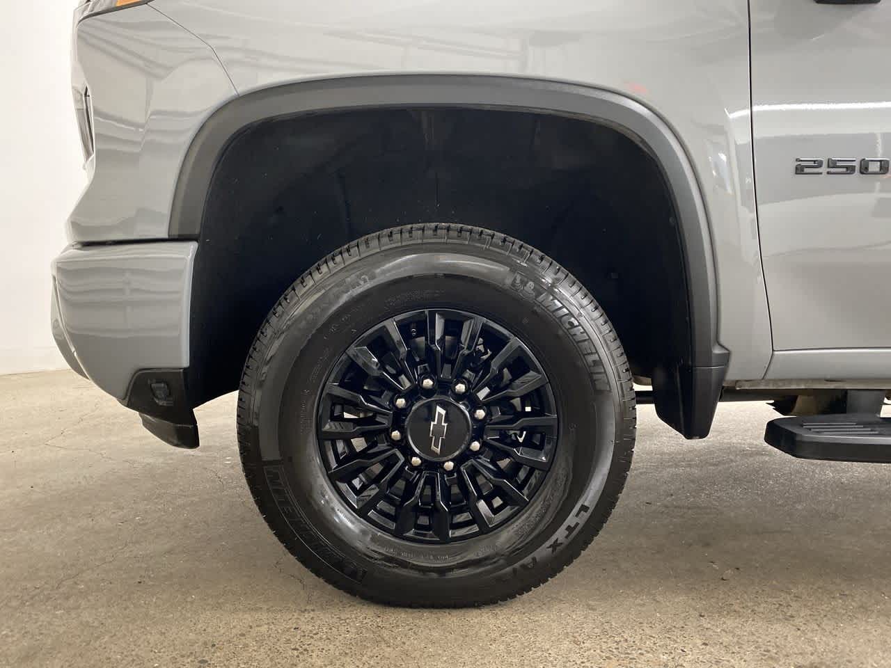 Thumbnail: 2024 Chevrolet Silverado 2500 - 12