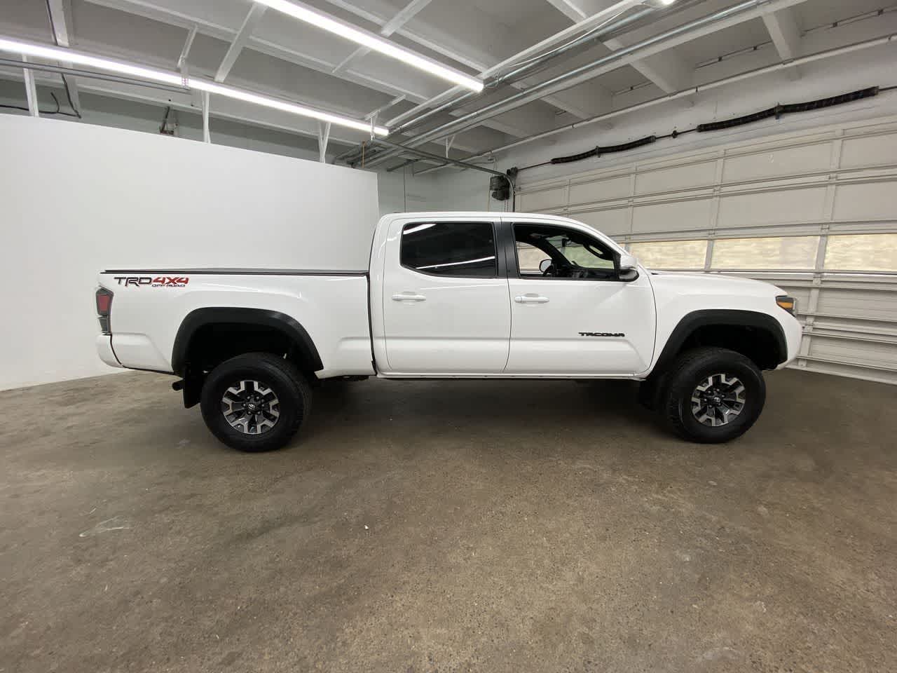 Thumbnail: 2021 Toyota Tacoma - 7