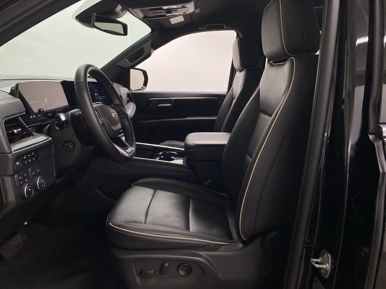 Thumbnail: 2025 Chevrolet Tahoe - 13