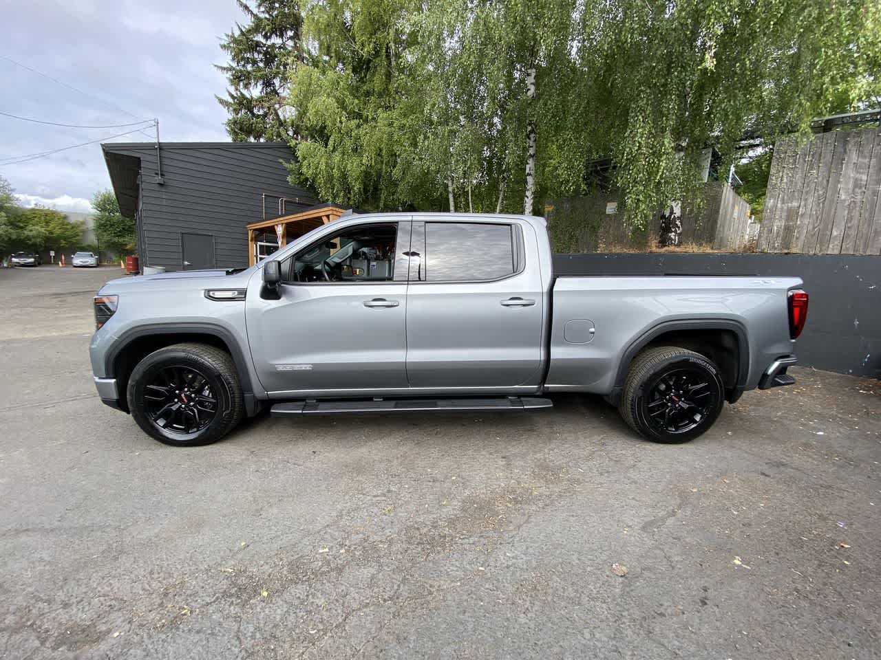 Thumbnail: 2025 GMC Sierra 1500 - 3