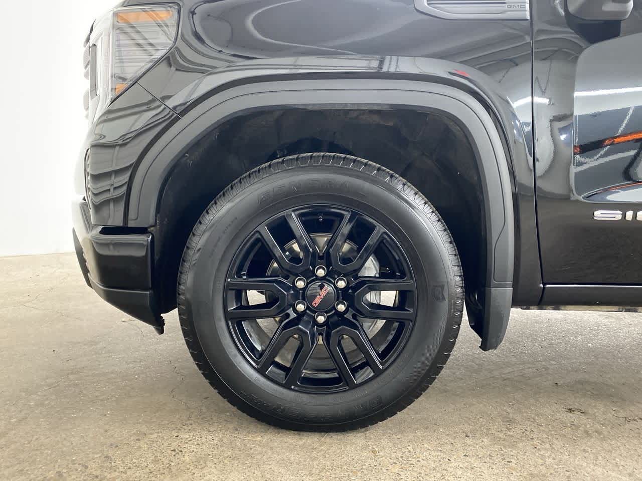 Thumbnail: 2024 GMC Sierra 1500 - 11