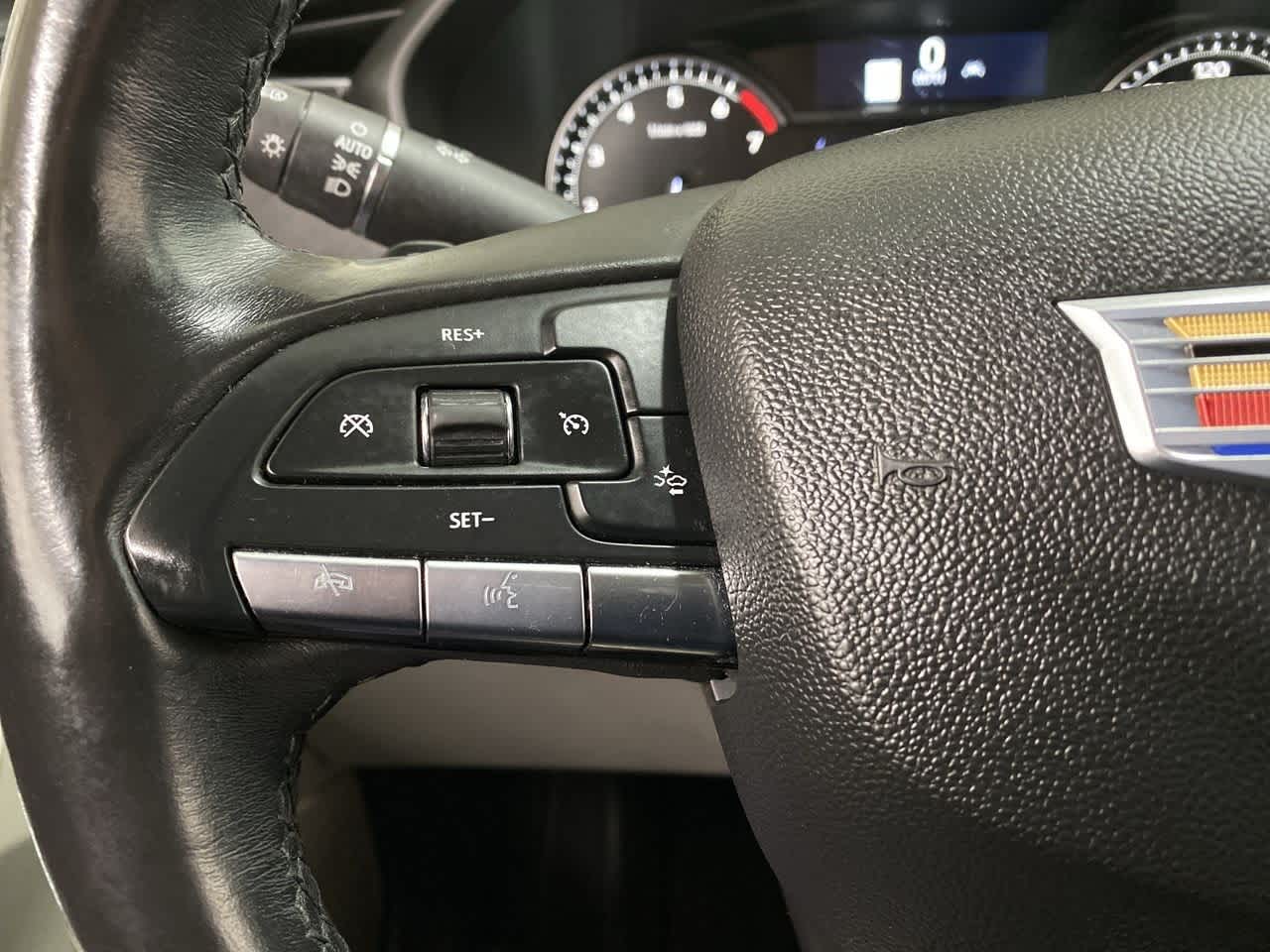 Thumbnail: 2020 Cadillac XT4 - 22