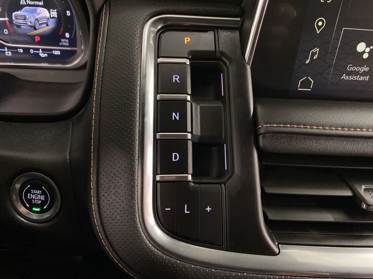 Thumbnail: 2024 GMC Yukon - 25