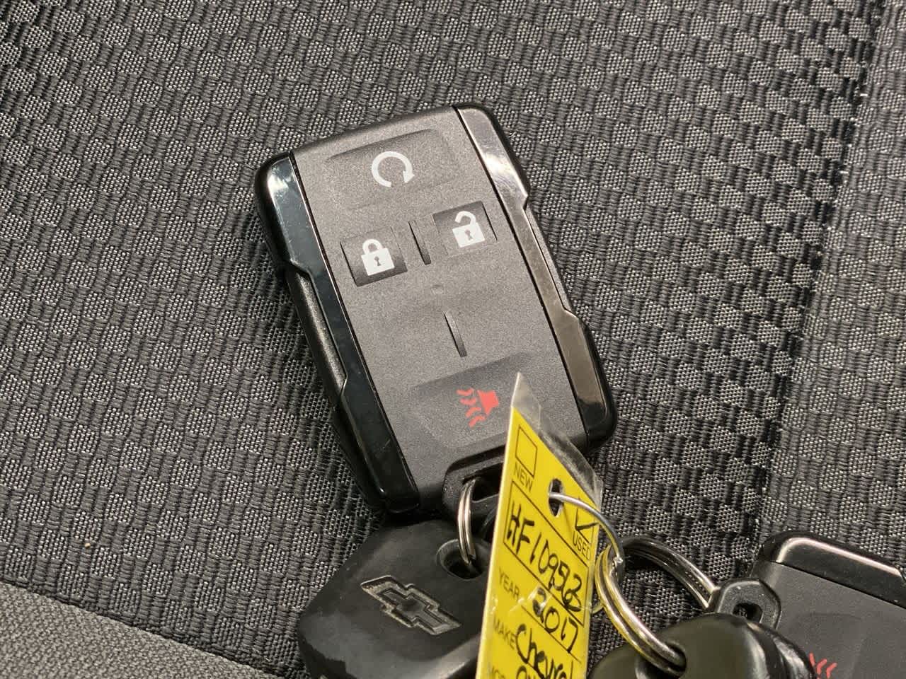 Thumbnail: 2017 Chevrolet Silverado 1500 - 27