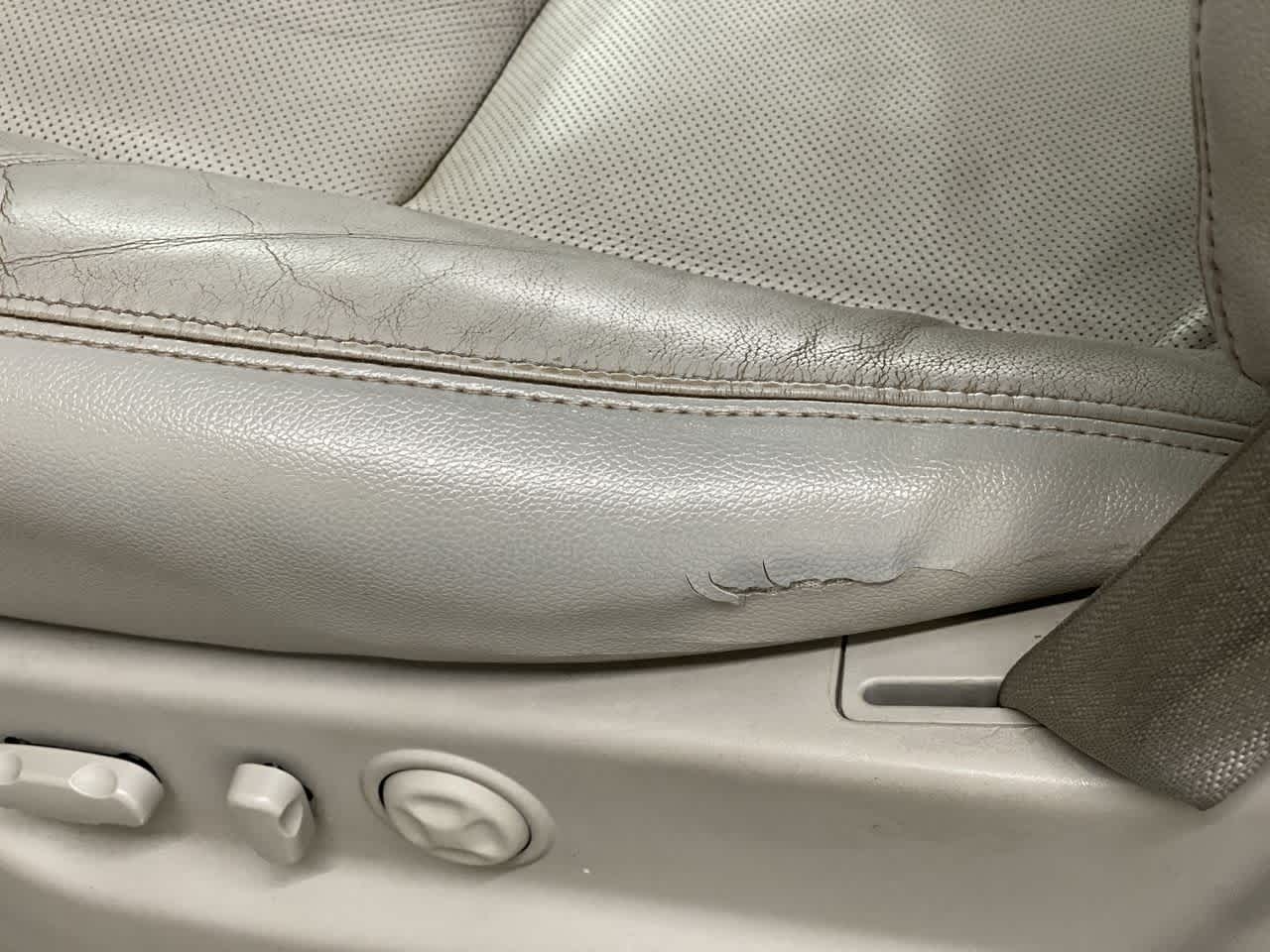 Thumbnail: 2012 Chevrolet Avalanche 1500 - 41