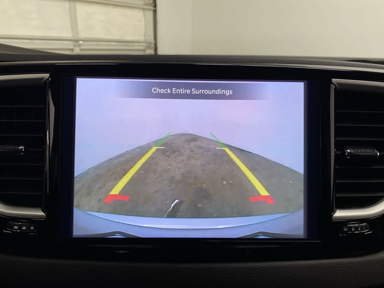 Thumbnail: 2024 Chrysler Pacifica - 25