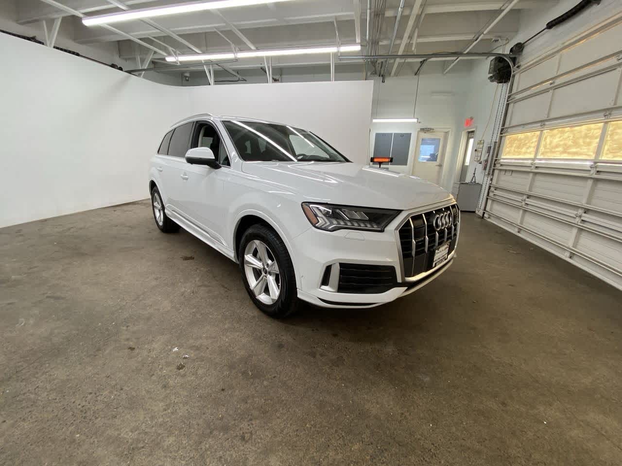 Thumbnail: 2024 Audi Q7 - 8