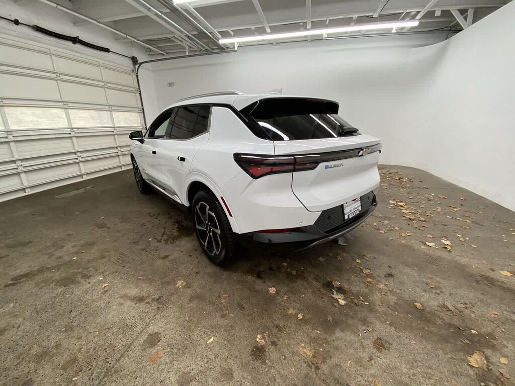 Used 2025 Chevrolet Equinox EV LT SUV