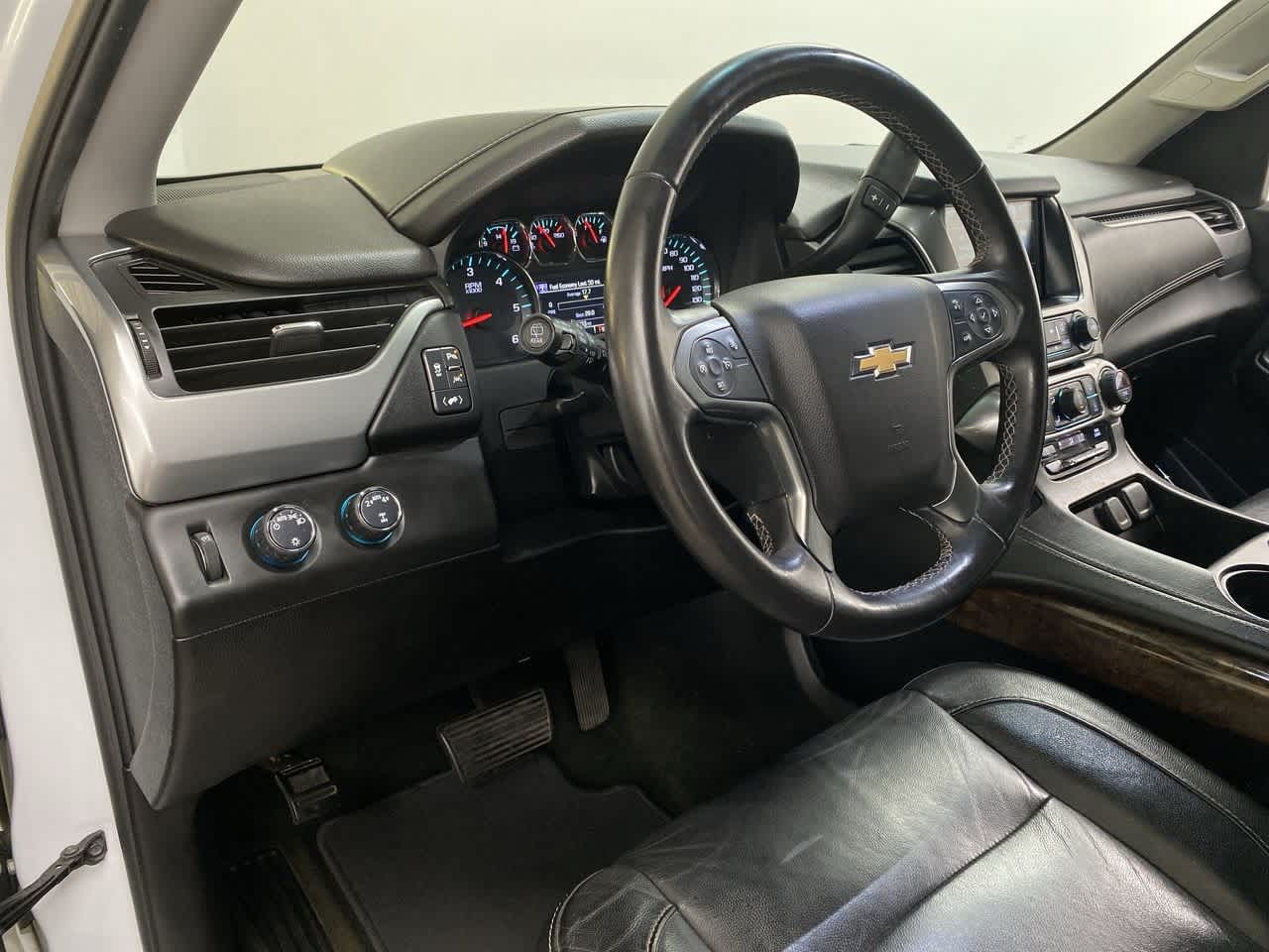 Thumbnail: 2018 Chevrolet Suburban - 2