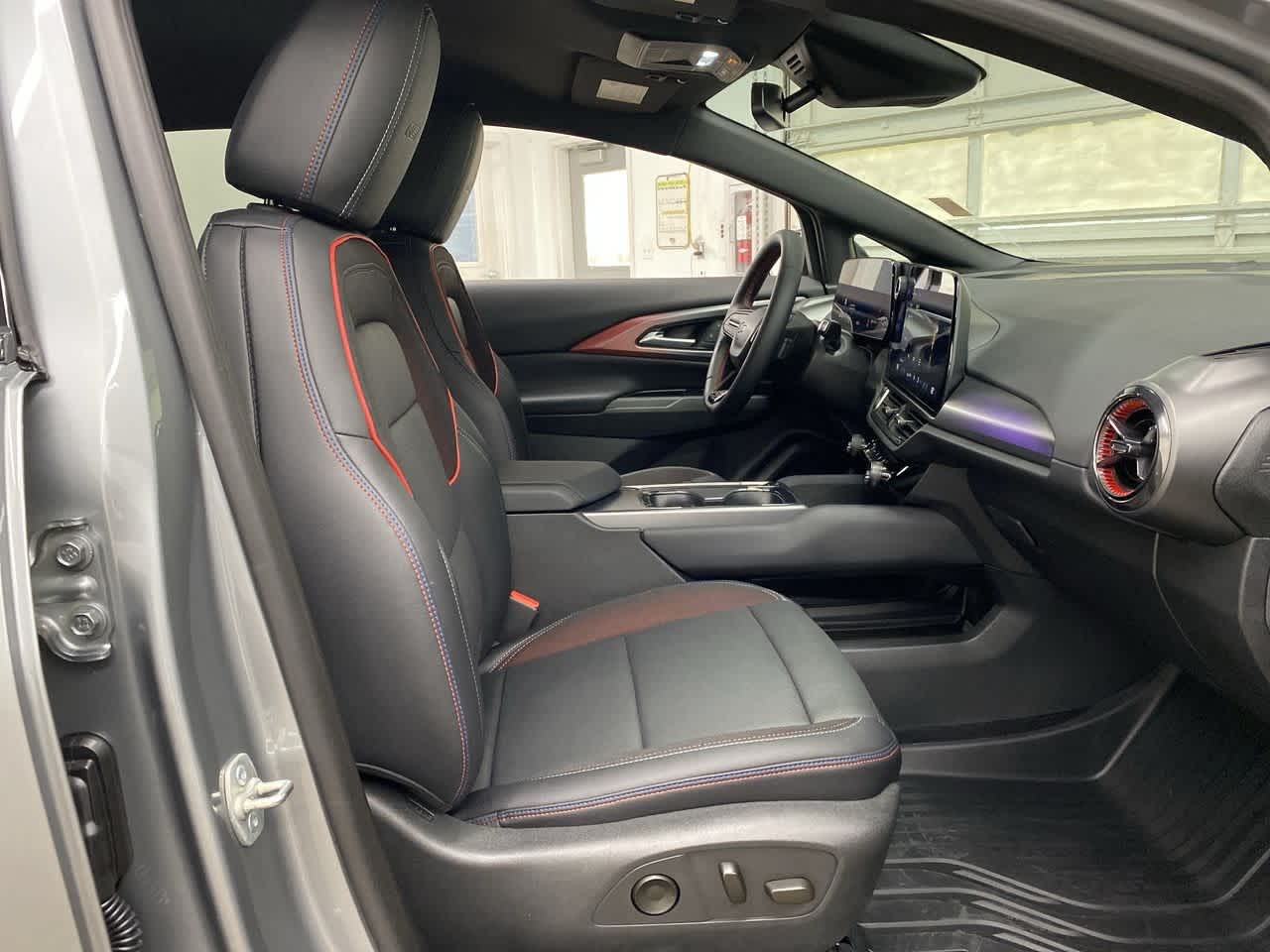 Thumbnail: 2024 Chevrolet Equinox - 20