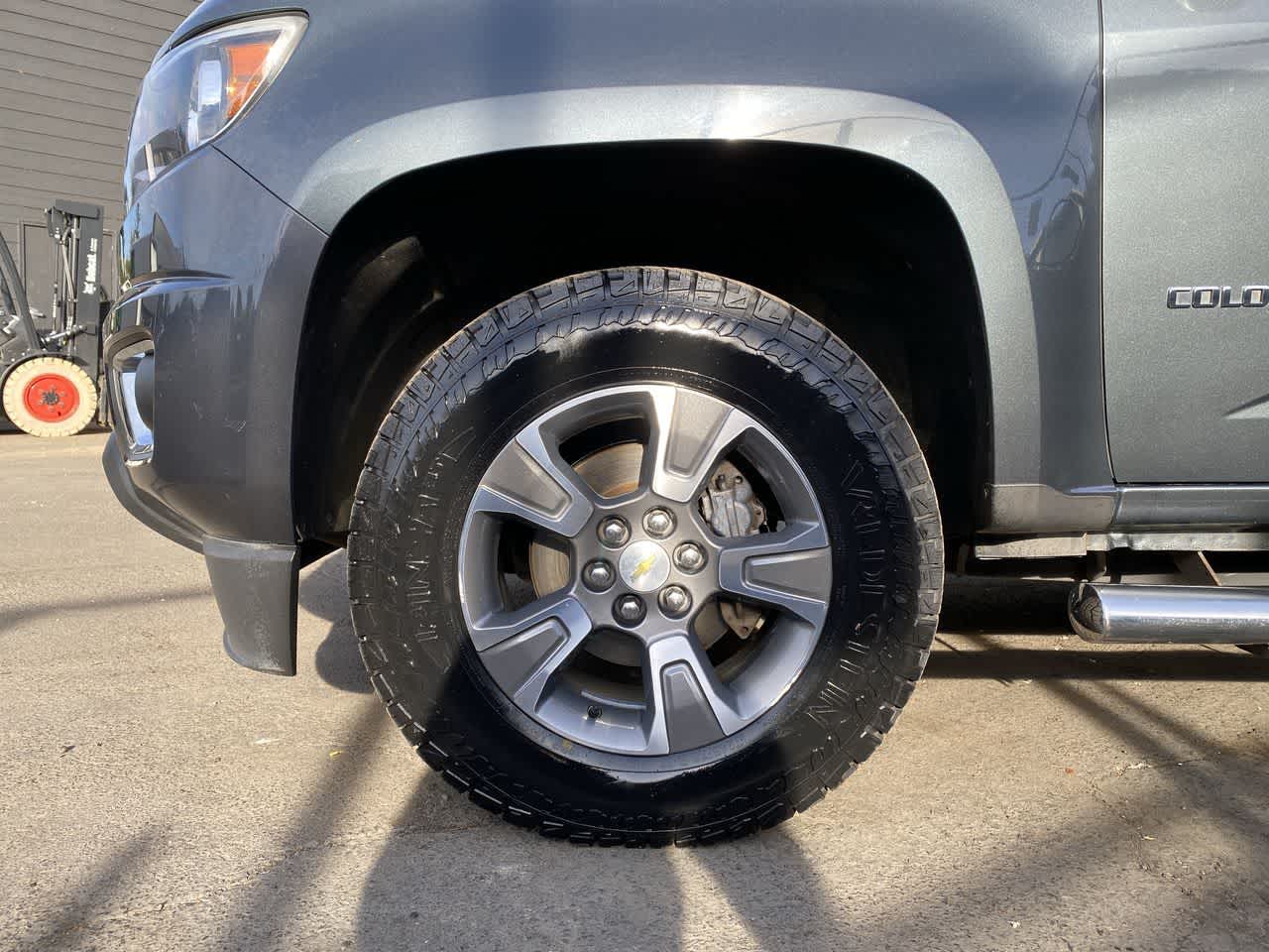 Thumbnail: 2015 Chevrolet Colorado - 11