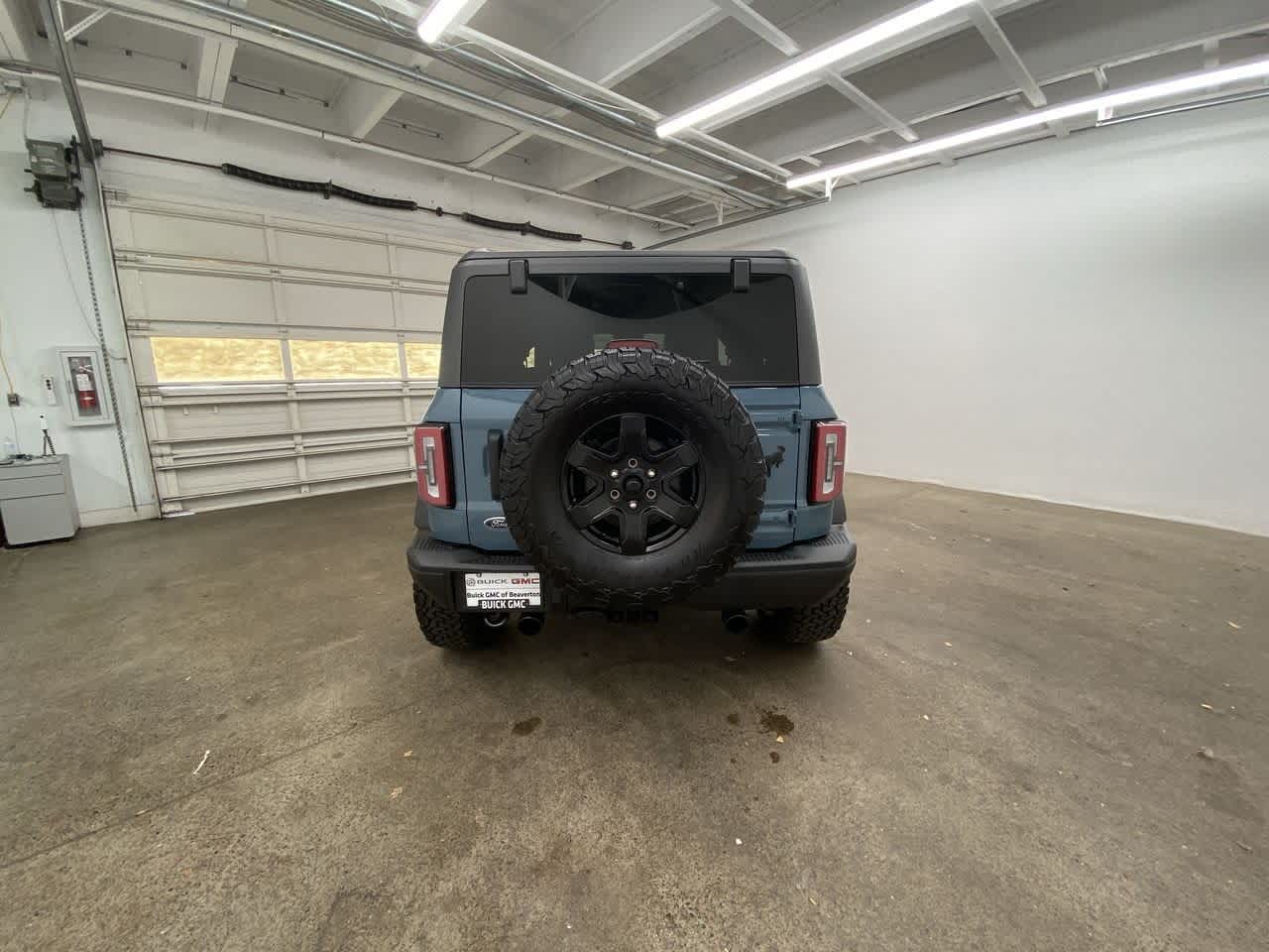 Thumbnail: 2022 Ford Bronco - 5
