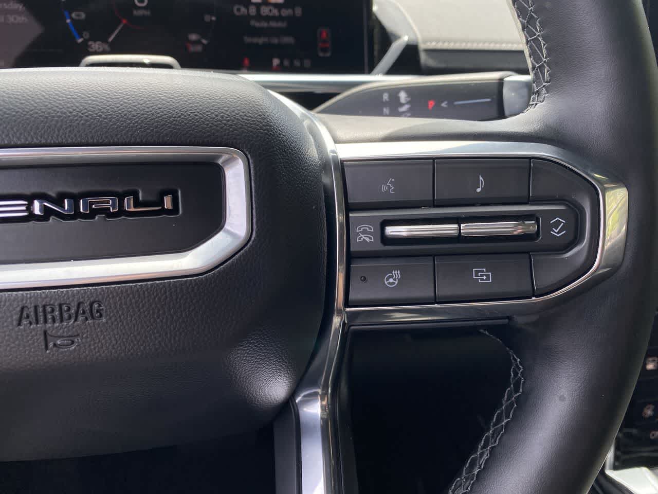 Thumbnail: 2025 GMC Sierra EV - 21
