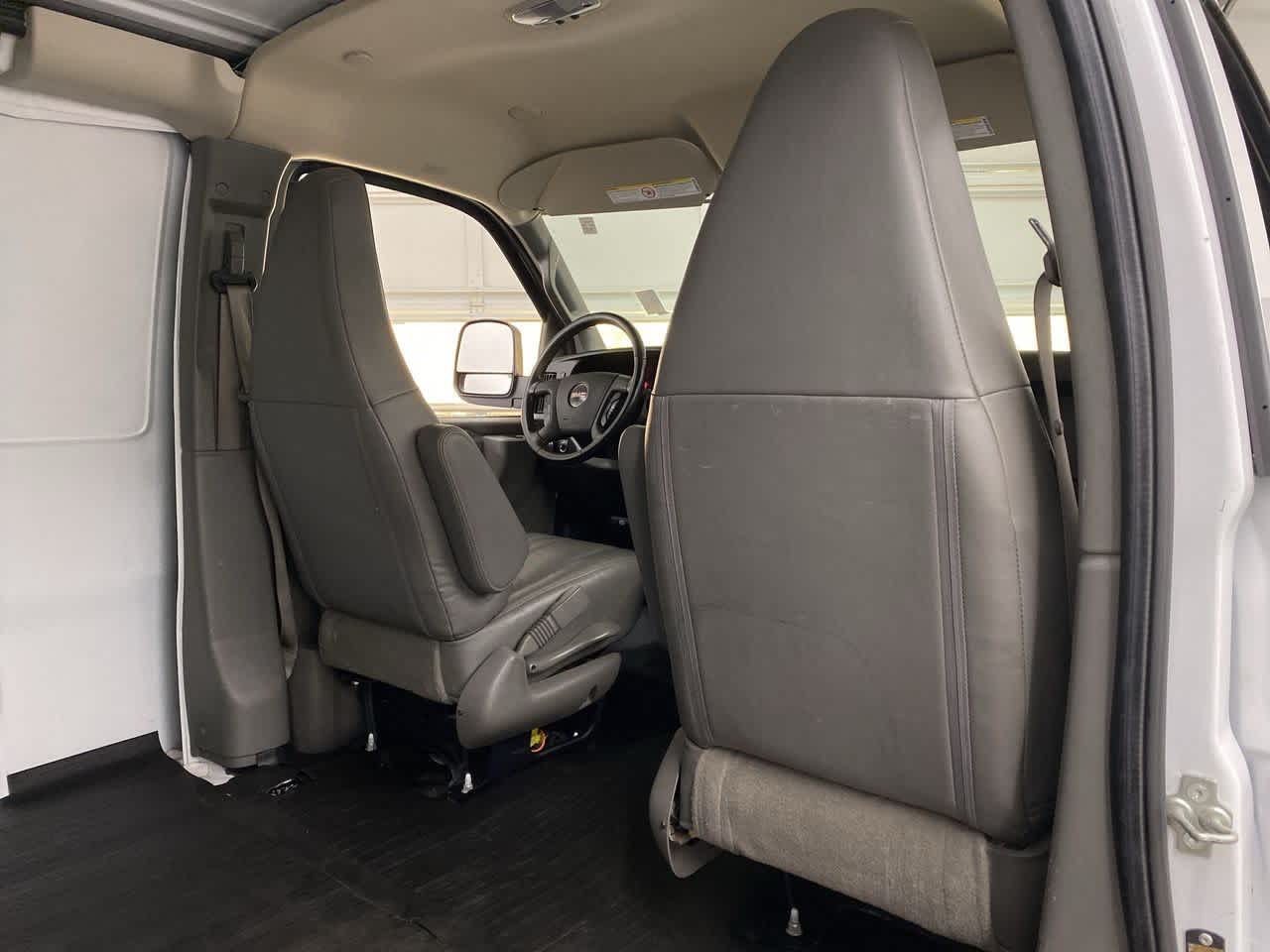 Thumbnail: 2023 GMC Savana - 16