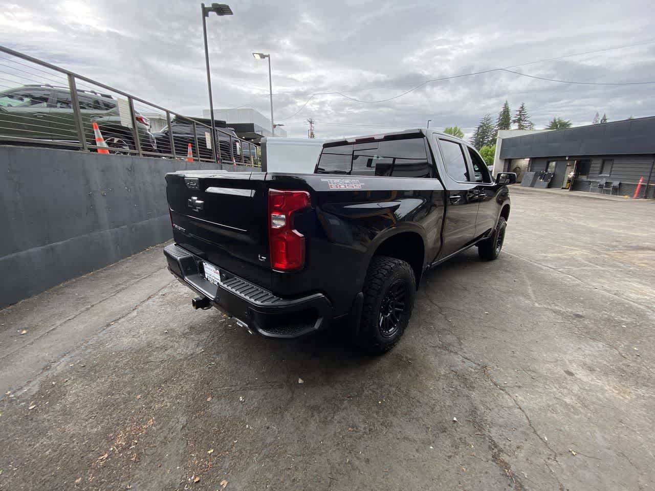Thumbnail: 2021 Chevrolet Silverado 1500 - 6