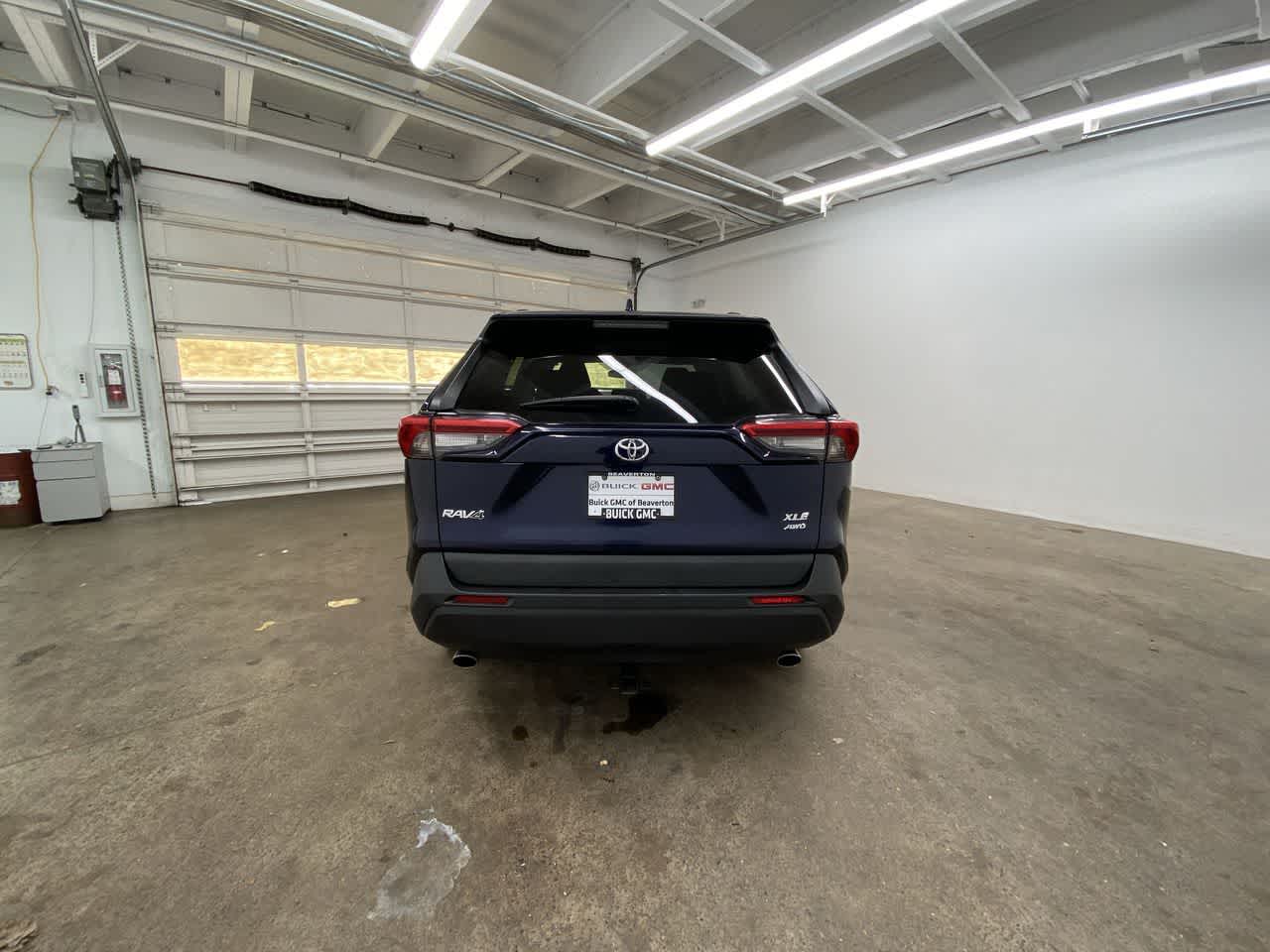 Thumbnail: 2021 Toyota RAV4 - 5