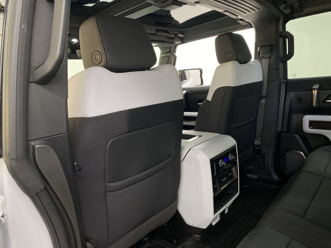 Thumbnail: 2024 GMC Hummer EV - 15