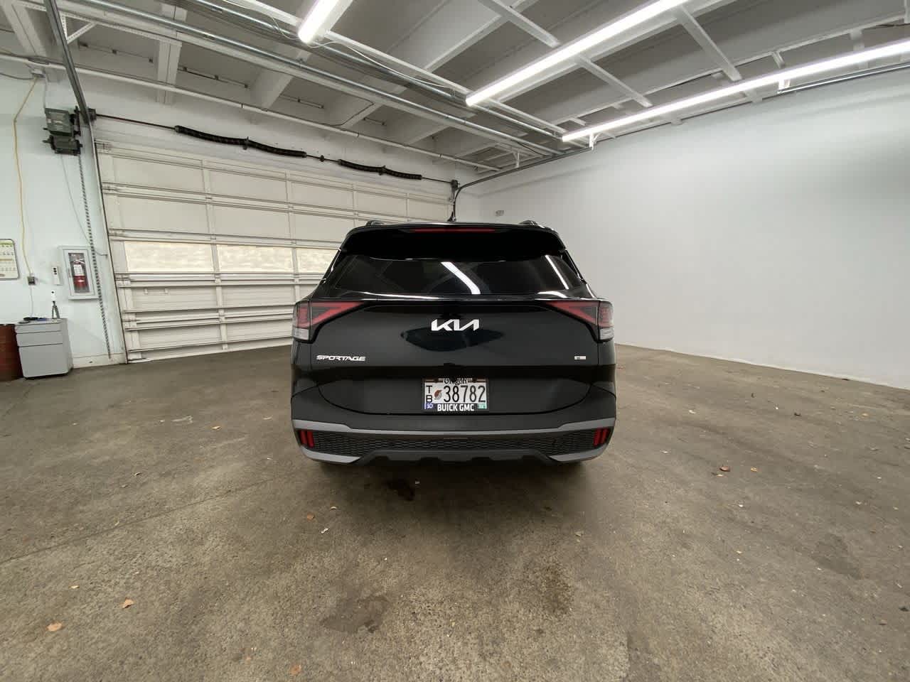 Thumbnail: 2023 Kia Sportage - 5