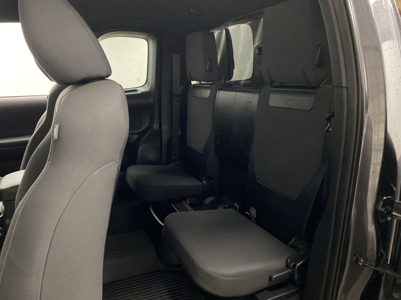 Thumbnail: 2017 Toyota Tacoma - 16