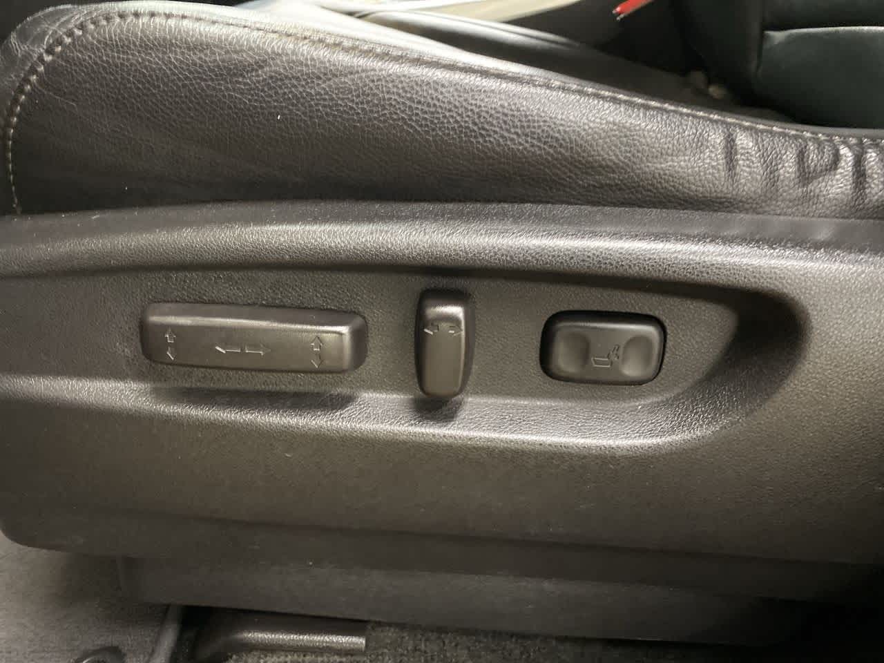 Thumbnail: 2014 Acura MDX - 14