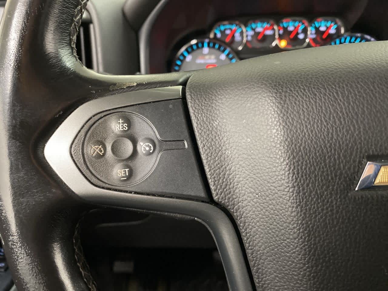 Thumbnail: 2016 Chevrolet Silverado 1500 - 22