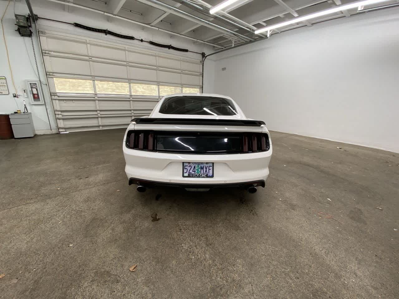 Thumbnail: 2017 Ford Mustang - 5