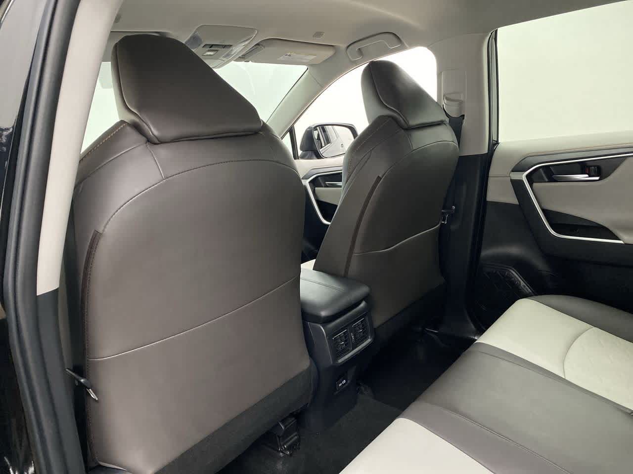 Thumbnail: 2024 Toyota RAV4 - 16