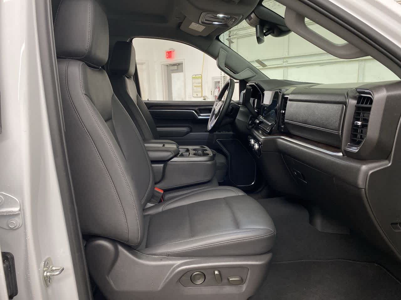 Thumbnail: 2025 GMC Sierra 1500 - 18