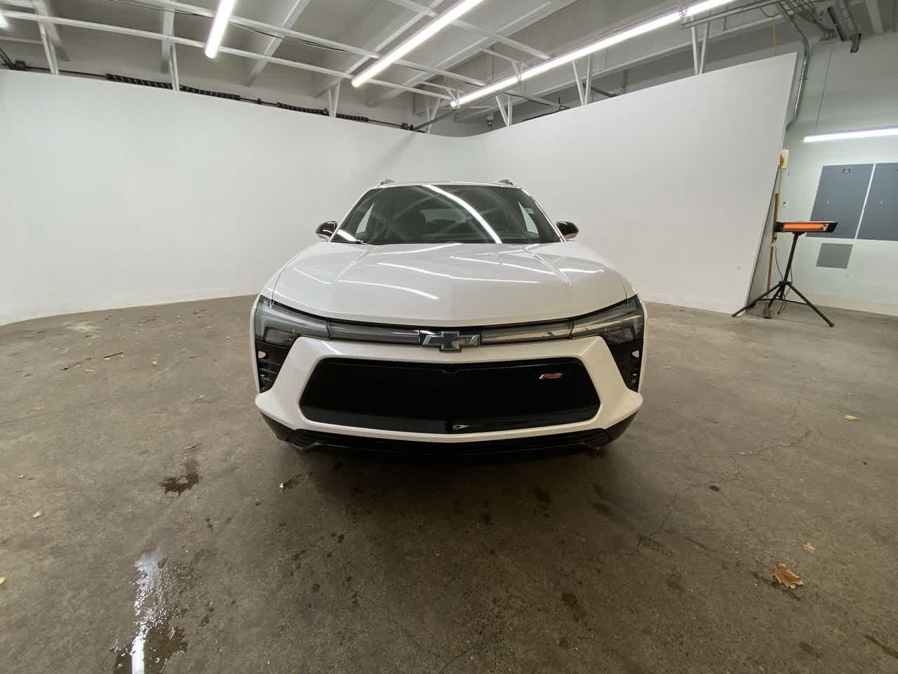 Thumbnail: 2024 Chevrolet Blazer EV - 9