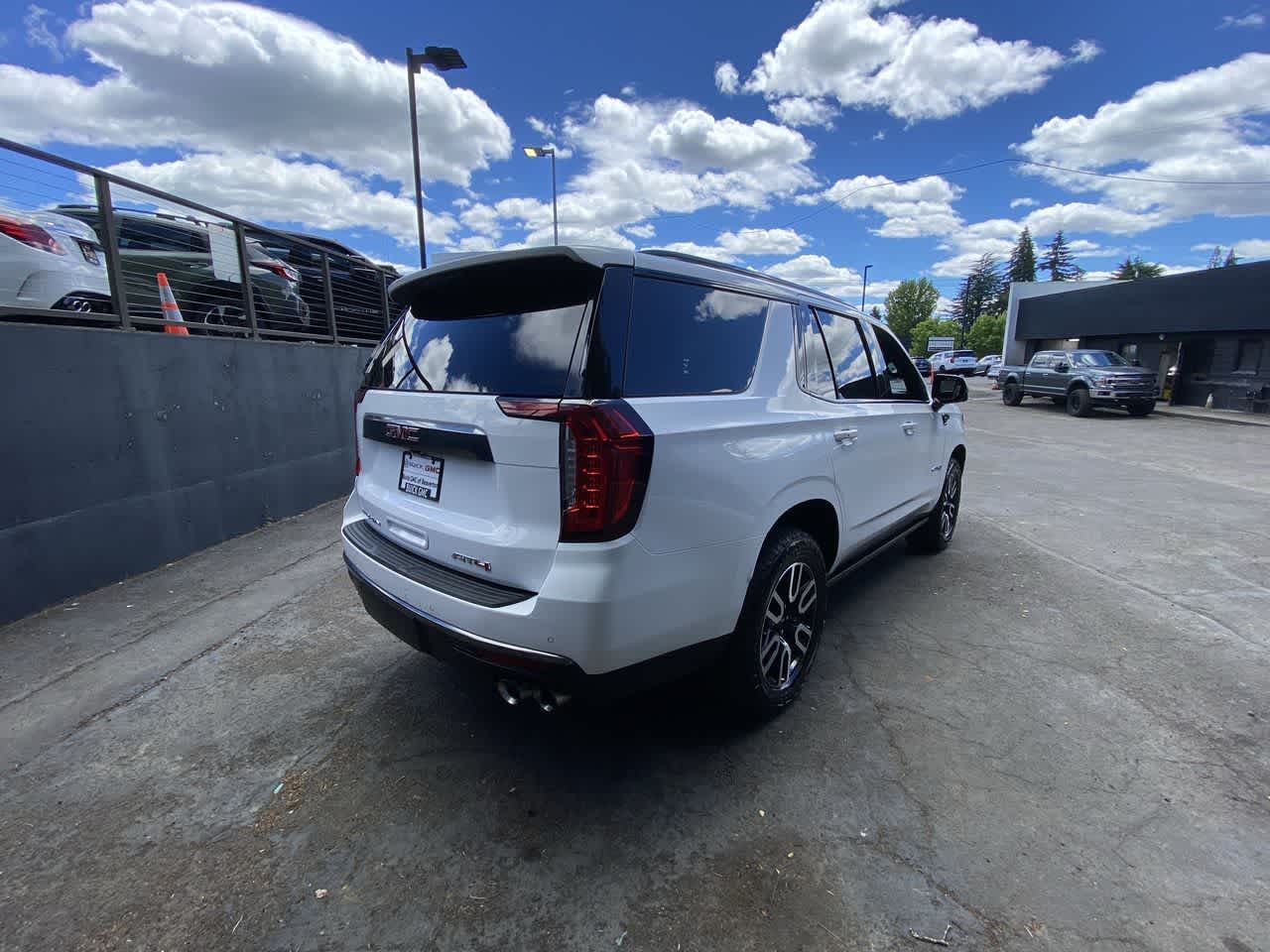 Thumbnail: 2023 GMC Yukon - 6
