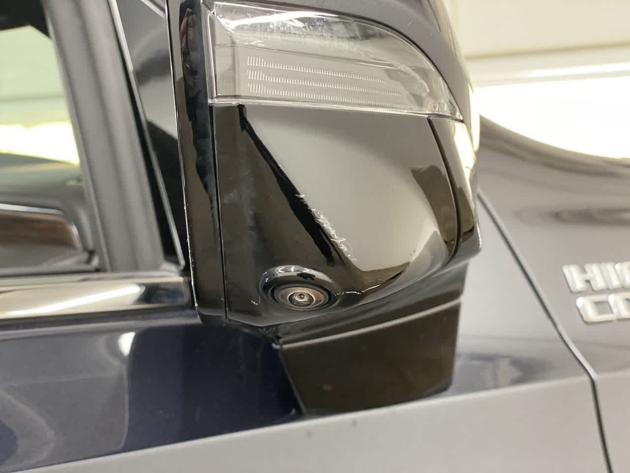 Thumbnail: 2024 Chevrolet Tahoe - 32