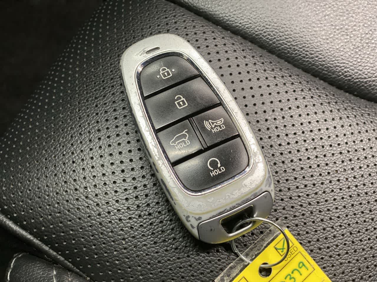 Thumbnail: 2023 Hyundai Santa Fe - 28