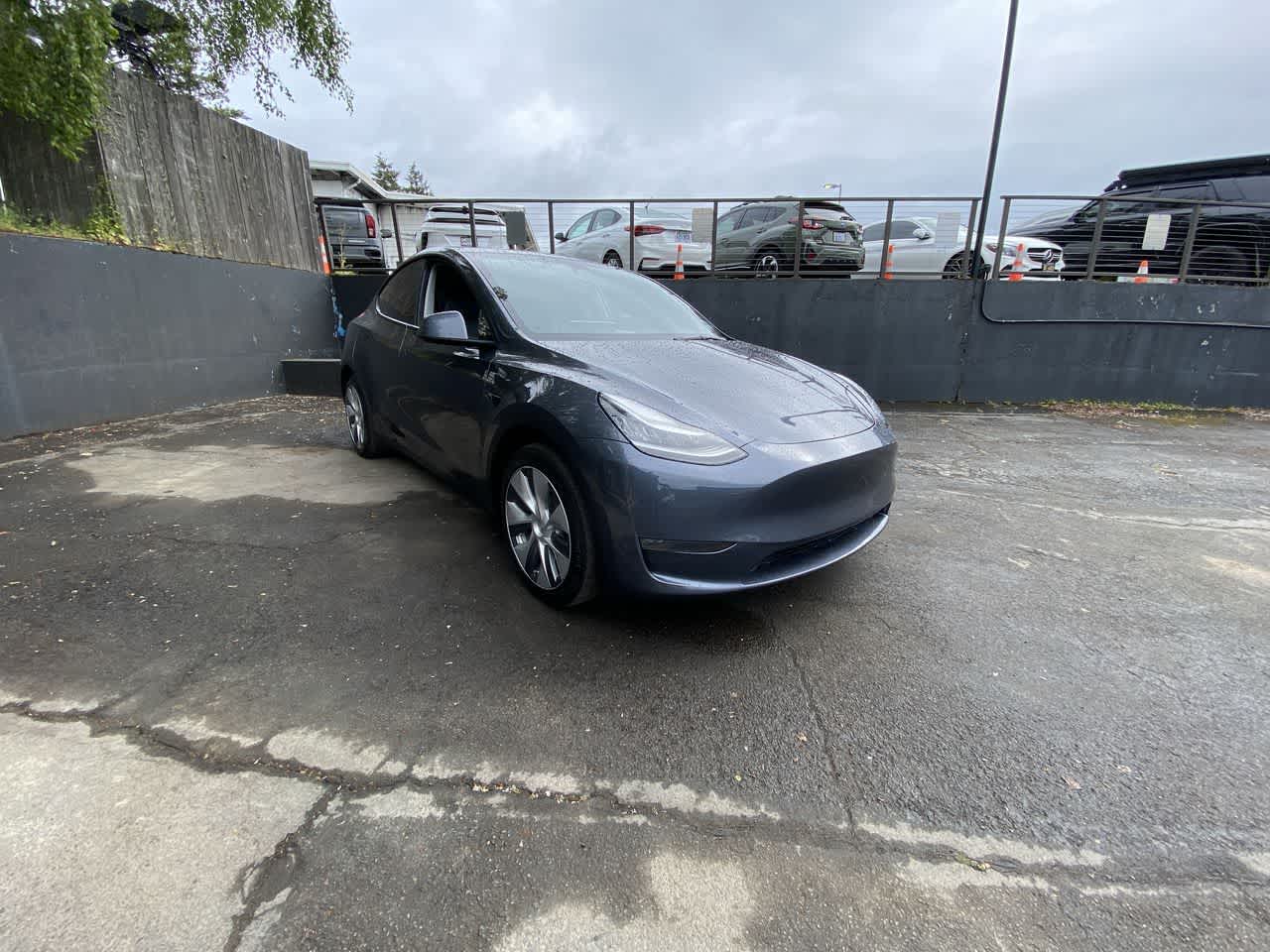 Thumbnail: 2023 Tesla Model Y - 8
