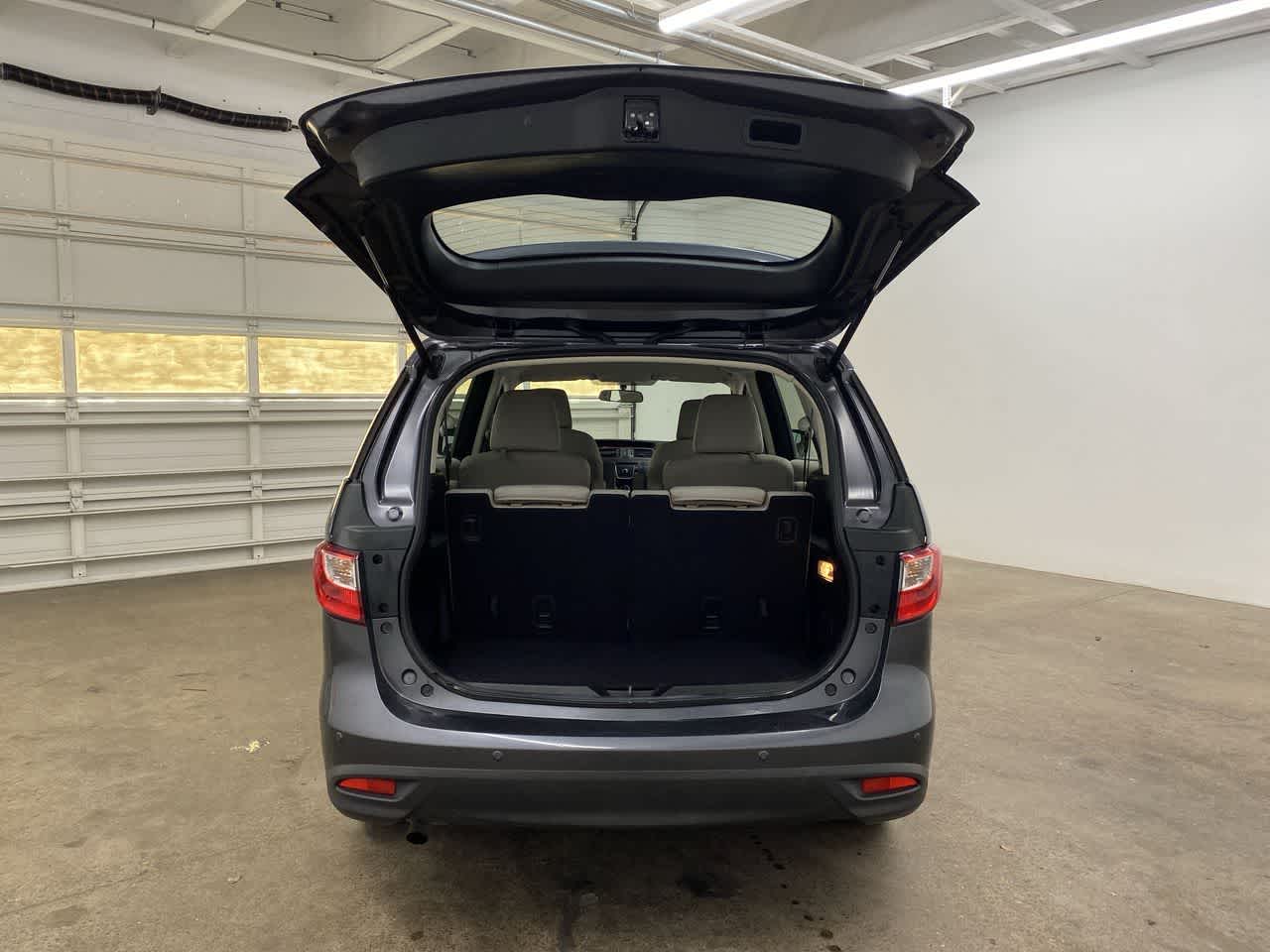 Thumbnail: 2014 Mazda Mazda5 - 28