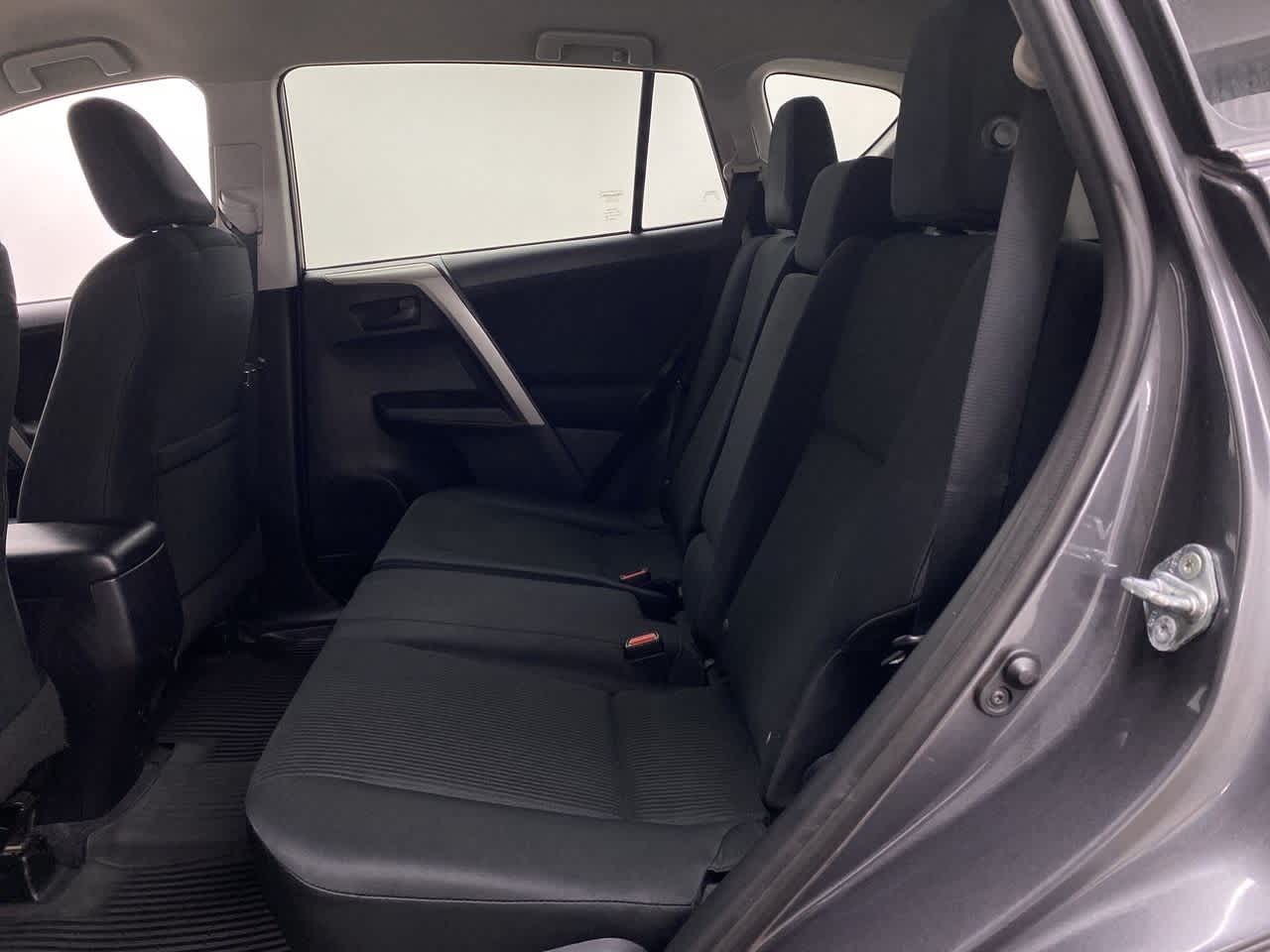 Thumbnail: 2016 Toyota RAV4 - 17