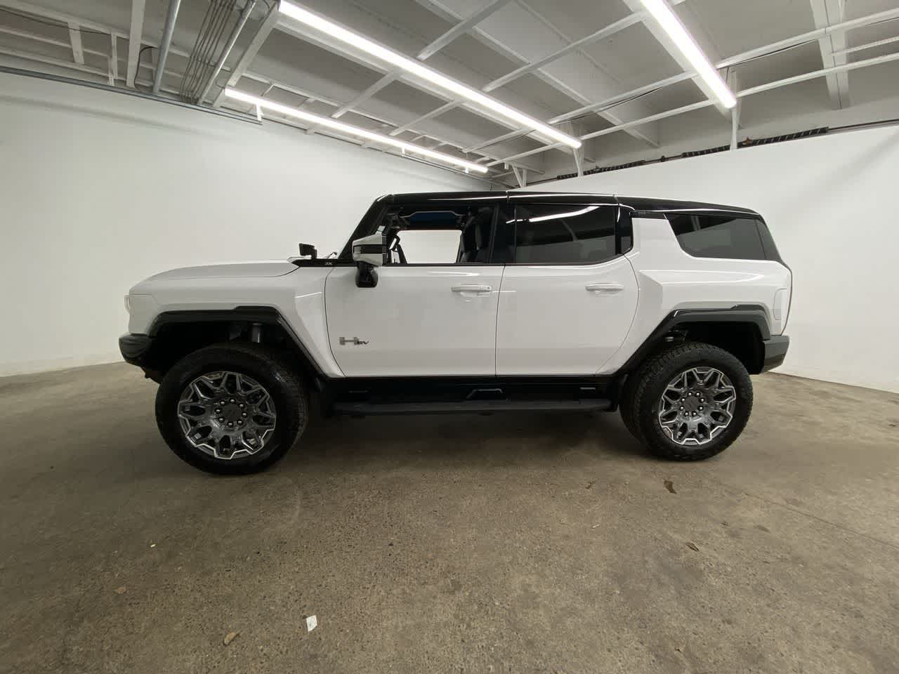 Thumbnail: 2024 GMC Hummer EV - 3