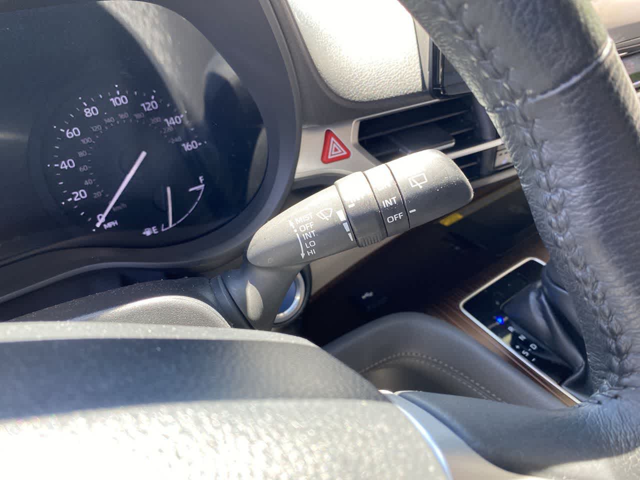 Thumbnail: 2022 Toyota Sienna - 23