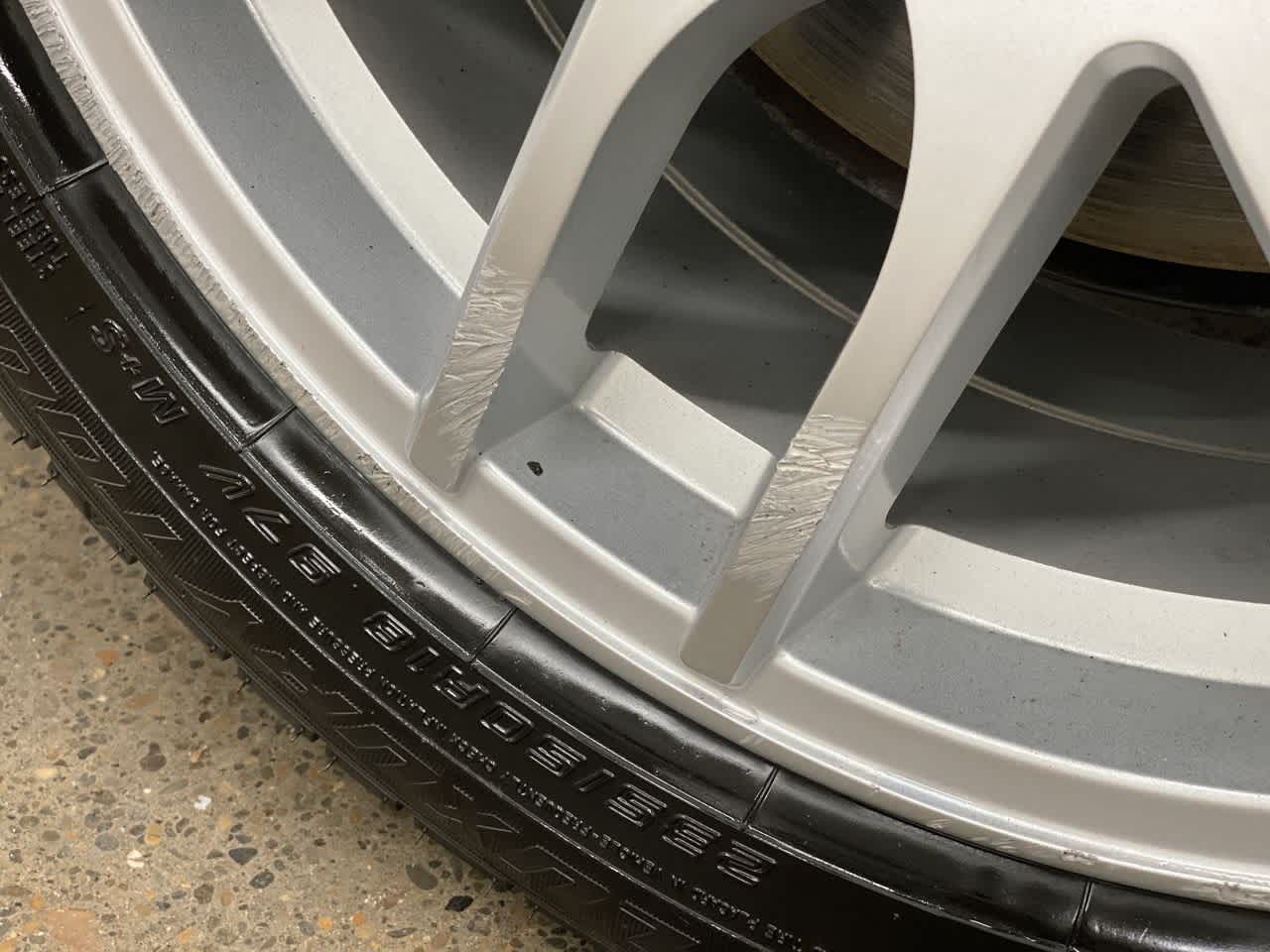 Thumbnail: 2012 Buick LaCrosse - 38