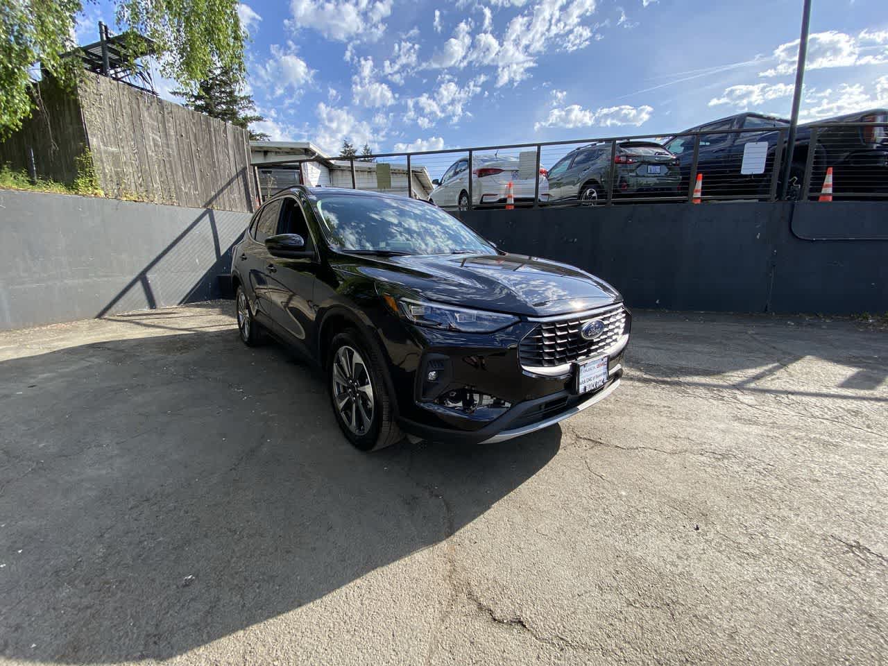 Thumbnail: 2025 Ford Escape - 8