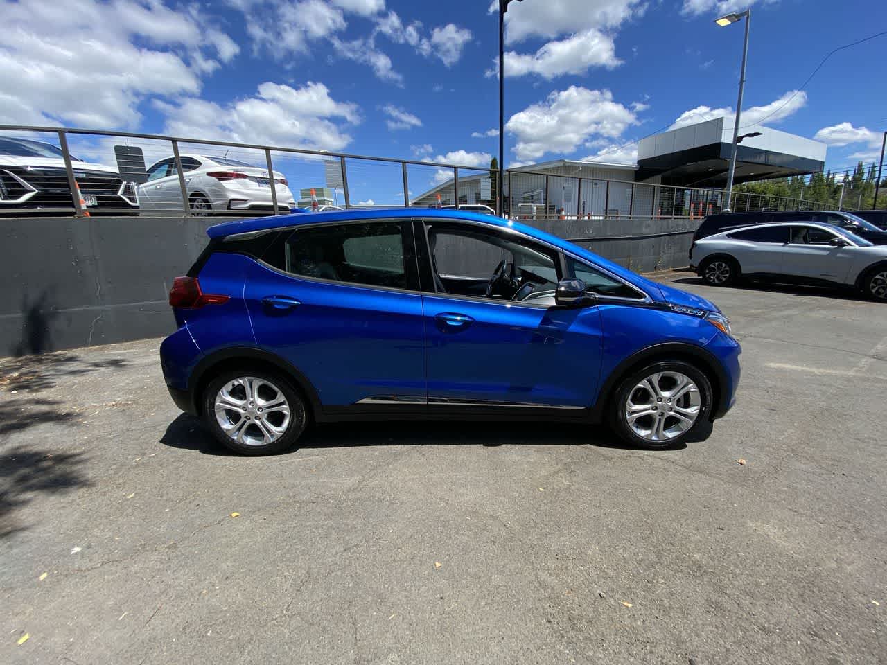 Thumbnail: 2019 Chevrolet Bolt EV - 7