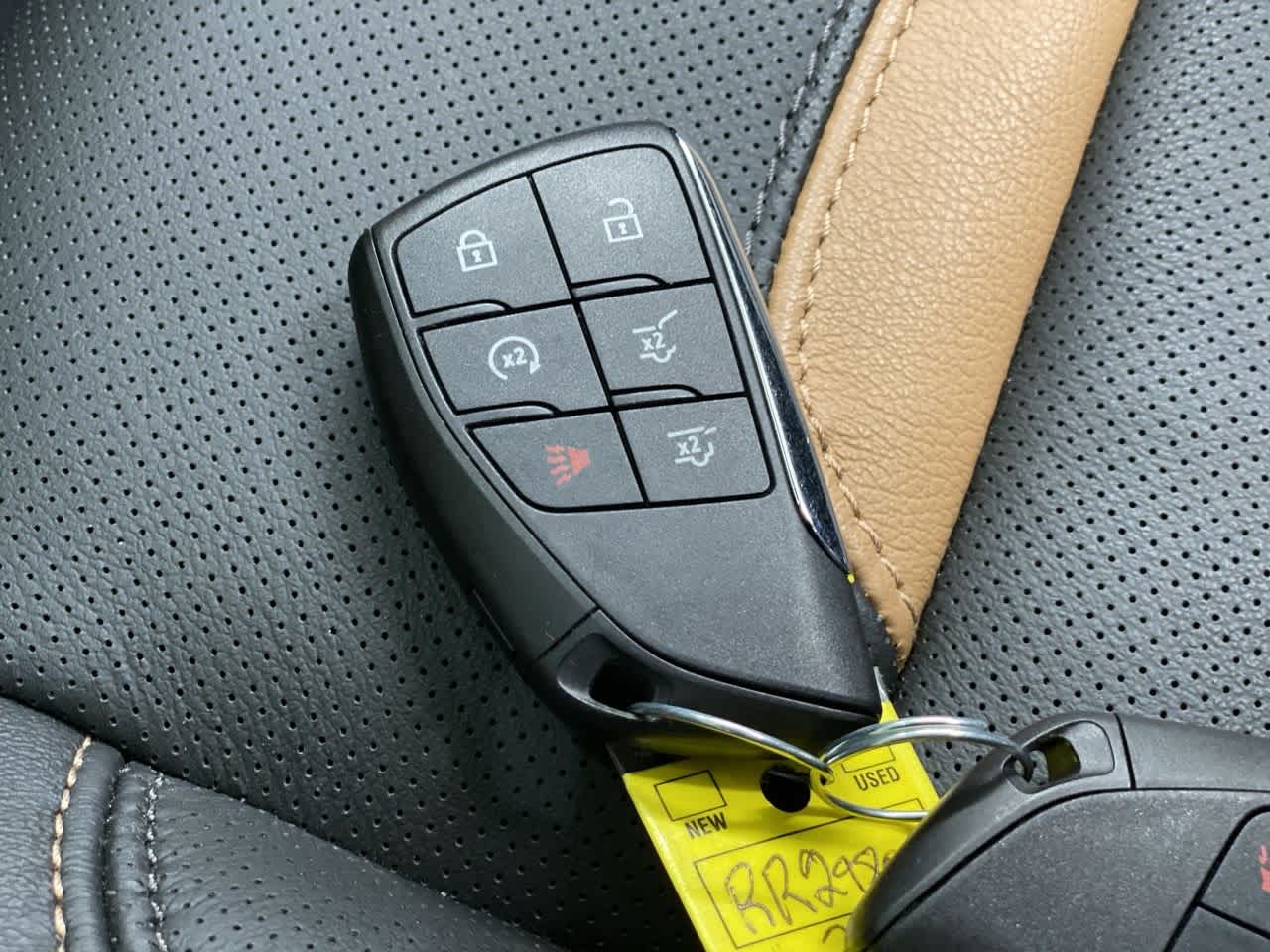 Thumbnail: 2024 GMC Yukon - 28