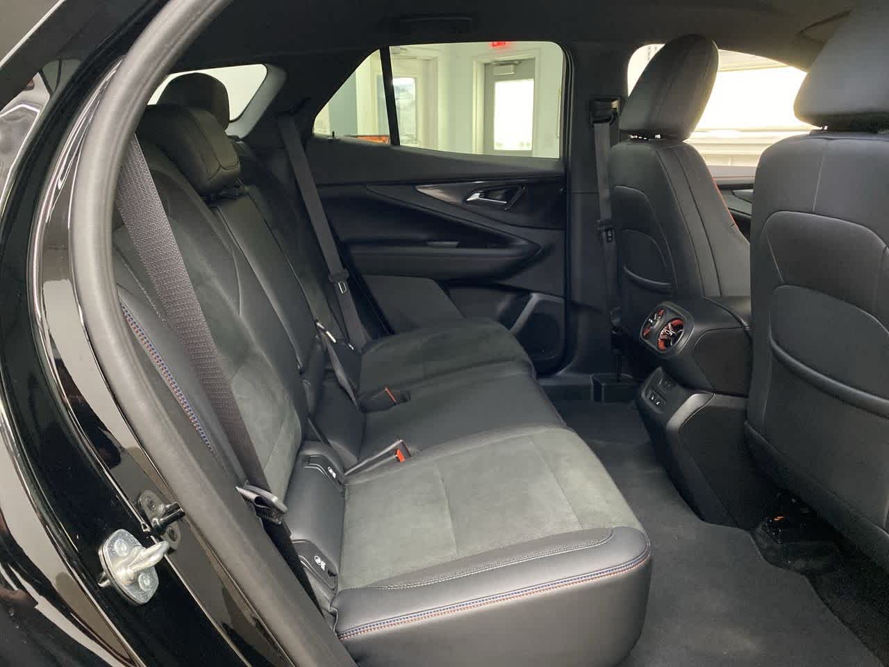 Thumbnail: 2024 Chevrolet Blazer EV - 19