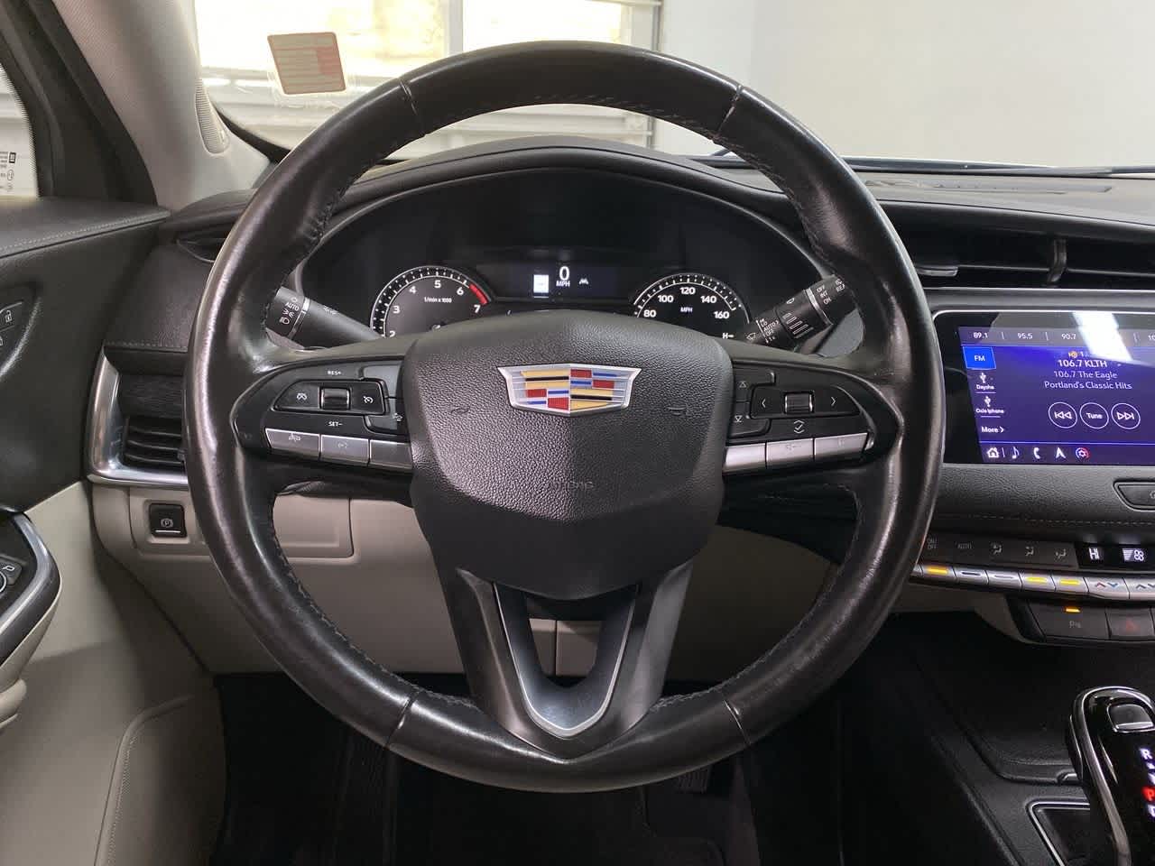 Thumbnail: 2020 Cadillac XT4 - 21