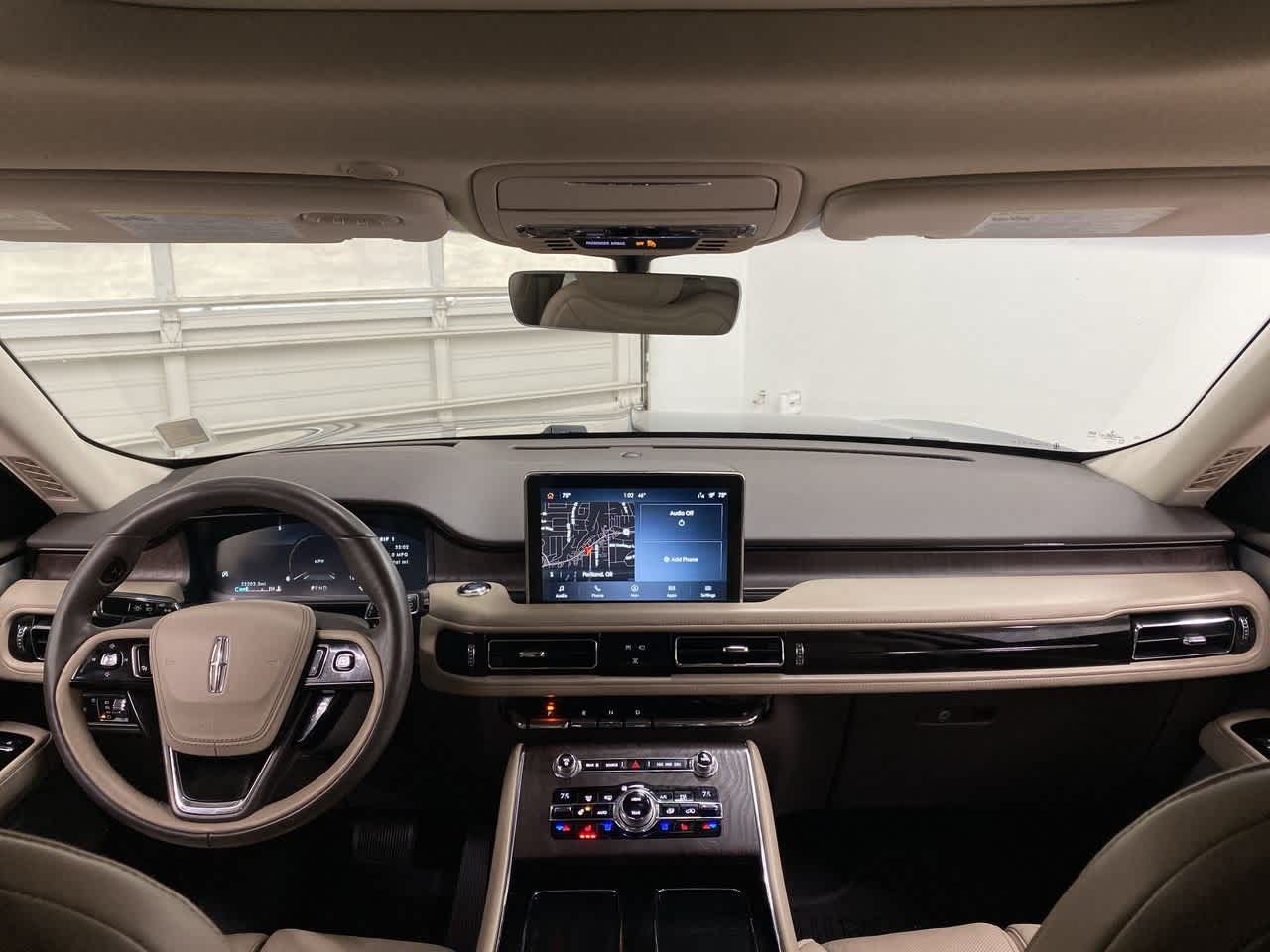 Thumbnail: 2020 Lincoln Aviator - 12